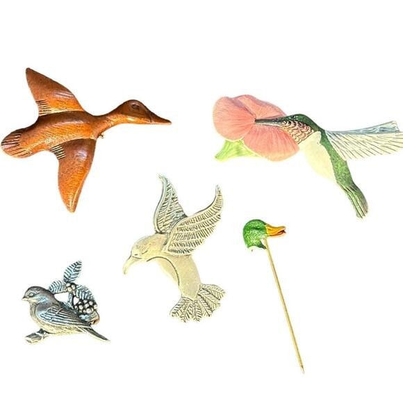 Lot of 5 Bird Duck Hummingbird Lapel Stick Pins Wood Metal Estate Jewelry Lot - Picture 1 of 9